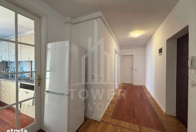 Apartament cu 3 camere decomandat în Lazaret