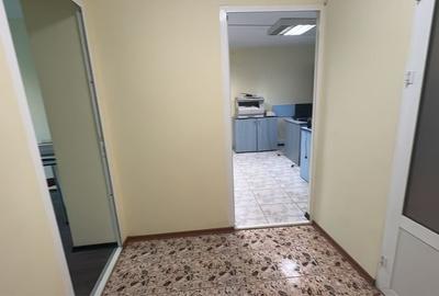 Apartament cu 3 camere în Abator - 4