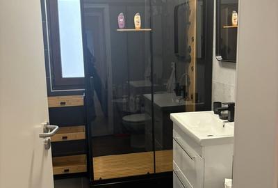 Apartament cu 2 camere decomandat în Sânpetru