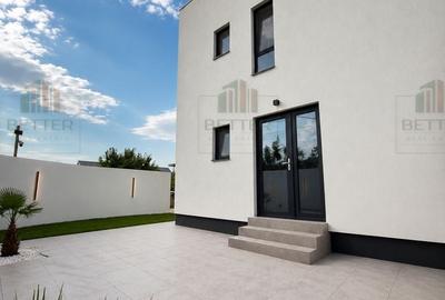 Casă cu 4 camere decomandat în Berceni