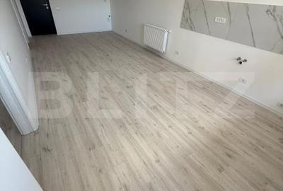 Apartament cu 2 camere semidecomandat în Tractorul - 3