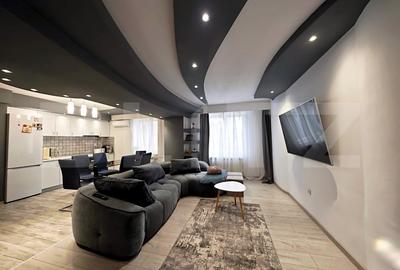Apartament cu 4 camere decomandat, mobilat în Nufărul