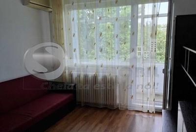Apartament cu 2 camere semidecomandat în Tătărași