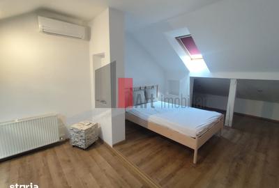 Casă cu 7 camere cu Teren 629 Mp în Central