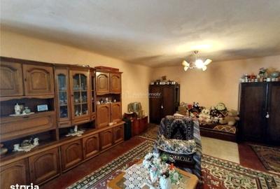 Casă cu 8 camere cu Teren 3800 Mp în Central - 6