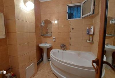 Apartament cu 3 camere în Central - 5