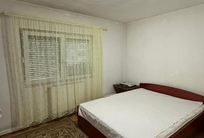 Apartament cu 2 camere în Micro 16