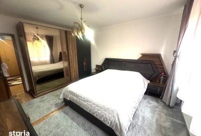 Casă cu 5 camere cu Teren 382 Mp în Central