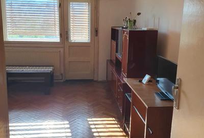 Apartament cu 2 camere semidecomandat în Bălcescu