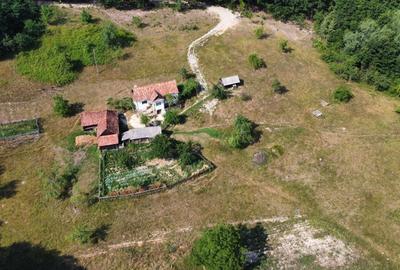 Casă cu 2 camere în Groși - 1