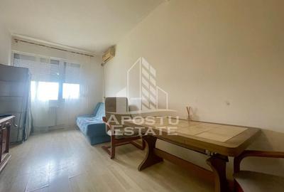 Apartament cu 2 camere semidecomandat, mobilat în Aurel Vlaicu