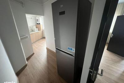 Apartament cu 4 camere în Victoriei