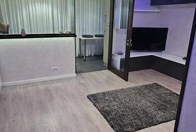 Apartament cu 2 camere semidecomandat în Exterior Vest