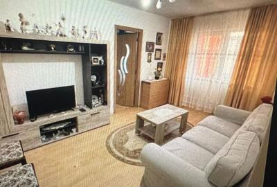 Apartament cu 2 camere semidecomandat, mobilat în Tomis III