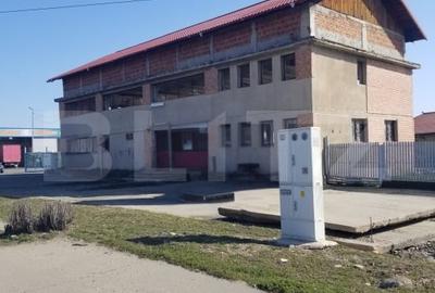 Spațiu comercial, de 780 mp, în Vest