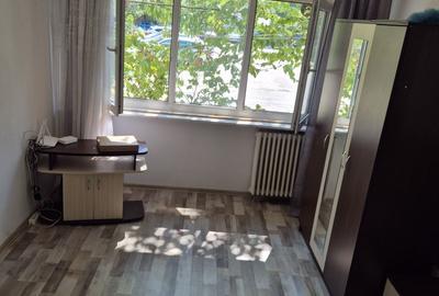 Garsonieră decomandată în Găvana