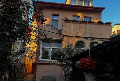 Apartament cu 4 camere în Iancului