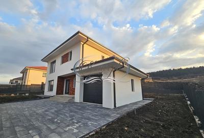 Casă individuală cu 4 camere cu Canalizare în Chinteni - 1