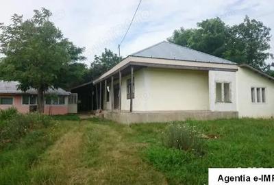 Casă cu 4 camere cu Teren 6200 Mp în Central - 9