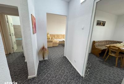 Apartament cu 3 camere decomandat în Mioveni