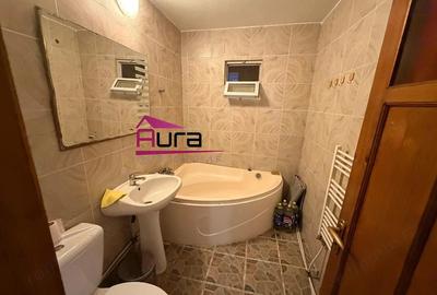 Apartament cu 3 camere decomandat în E3