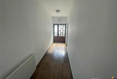 Spațiu comercial, de 90 mp, în Semicentral