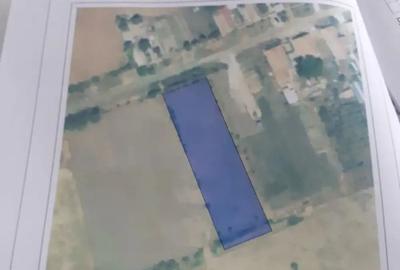 Teren de 2800 mp, în Central