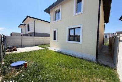 Casă cu 4 camere cu Teren 250 Mp în Cornetu