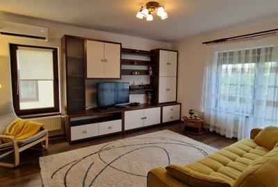 Apartament cu 3 camere decomandat în Galata