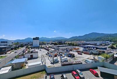 Apartament cu 3 camere decomandat, mobilat în Astra