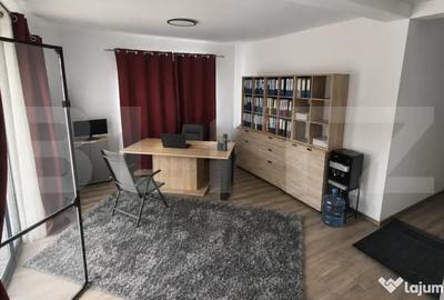 Casă cu 6 camere cu Teren 295 Mp în Central