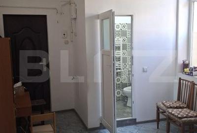 Spațiu comercial, de 24 mp, în Tractorul - 2