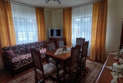 Casă cu 2 camere în Central