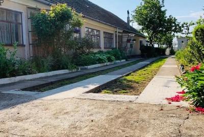 Casă individuală cu 4 camere cu Teren 5000 Mp în Remetea Mică