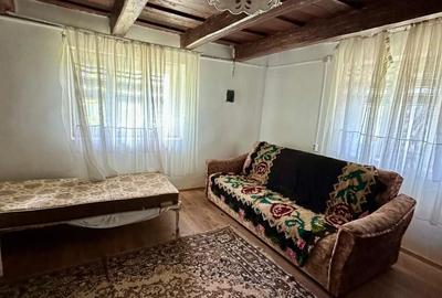 Casă cu 2 camere cu Teren 935 Mp în Mintiu Gherlii