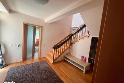 Casă cu 4 camere în Deve - 9