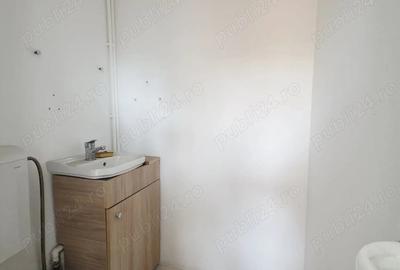 Spațiu comercial, de 27 mp, în Central - 1