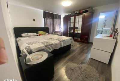 Casă cu 4 camere decomandat cu Teren 140 Mp în Micro 40