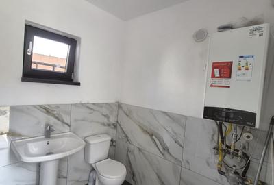 Casă cu 4 camere în Mărgineni - 2
