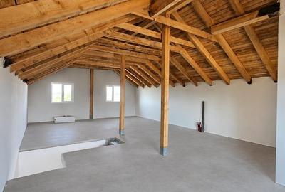 Casă cu 3 camere cu Teren 310 Mp în Săcălaz