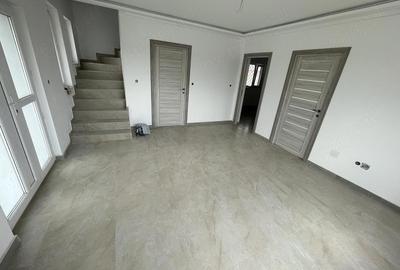 Casă cu Teren 500 Mp în Țuțora - 10