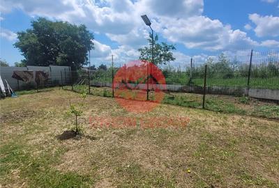 Casă cu 3 camere cu Teren 513 Mp în Exterior Sud