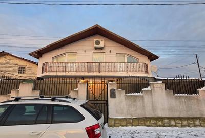 Casă individuală cu 6 camere cu Teren 170 Mp în Ovidiu - 1