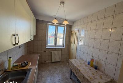 Apartament cu 4 camere decomandat în Ultracentral
