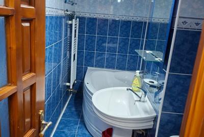 Apartament cu 3 camere în Central - 1