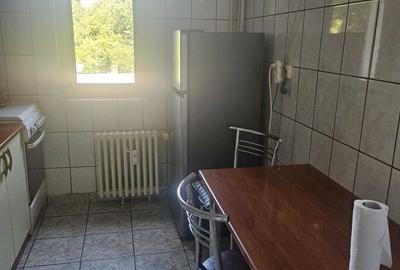 Apartament cu 2 camere decomandat în Sud