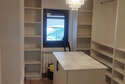 Apartament cu 3 camere decomandat în Central - 2