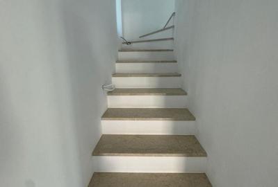 Casă cu 4 camere în Central - 9