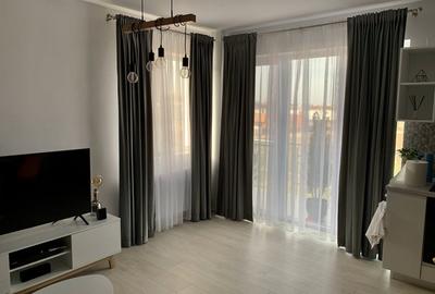 Apartament cu 2 camere semidecomandat, mobilat în Central - 1