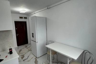 Garsonieră decomandată în Central - 2